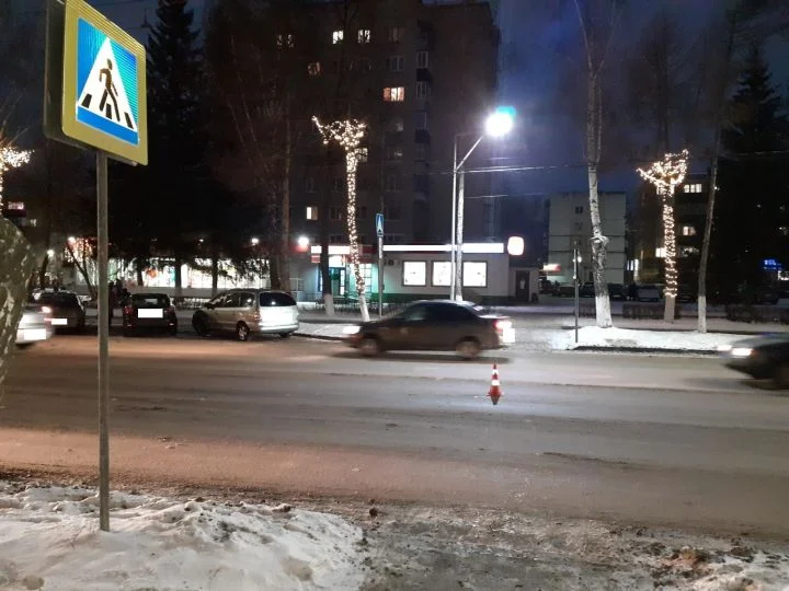 Изображение к публикации «Женщине после ДТП понадобилась помощь медиков в Альметьевске»
