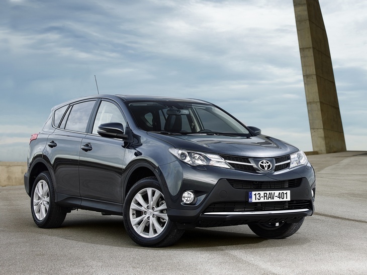 Toyota RAV4 обзавелся новыми комплектациями