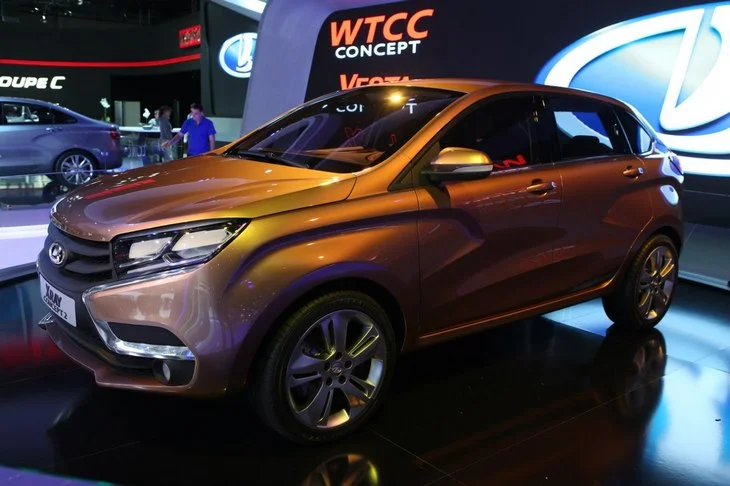 Изображение к публикации «Названа примерная цена LADA XRAY»