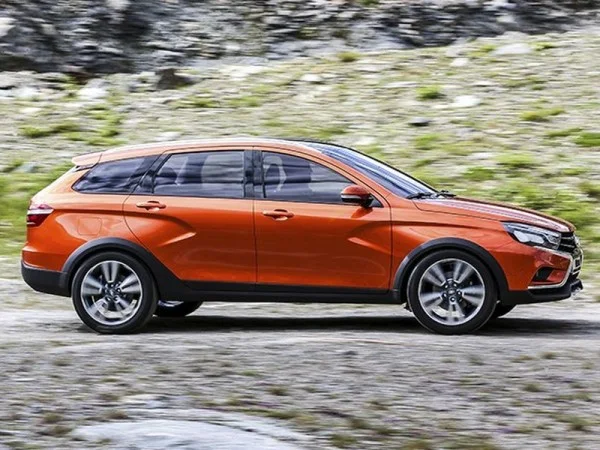 Изображение к публикации «Универсал LADA Vesta Cross показали публике»