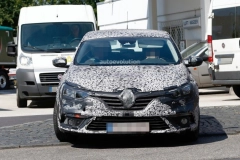 Изображение Renault Megane 2016 в камуфляже