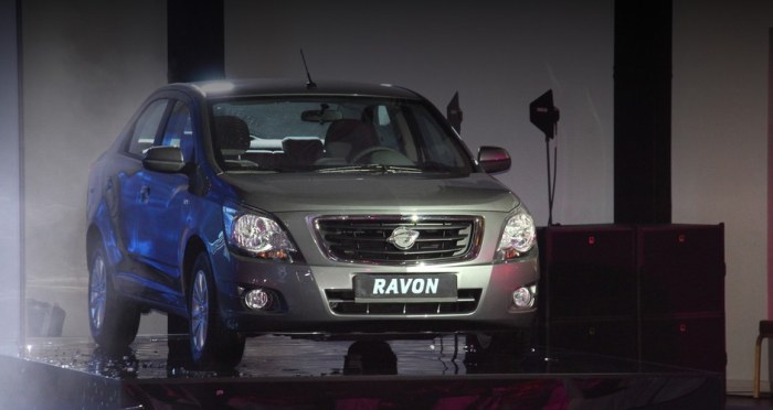 Так выглядел R4 (Cobalt) на презентации марки Ravon