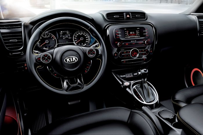 KIA Soul 2016 Экстерьер KIA Soul 2016 Экстерьер