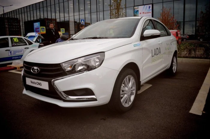 Изображение к публикации «АВТОВАЗ всерьёз взялся за газовые CNG Vesta и Largus»