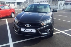 Изображение Обзор чёрной LADA Vesta