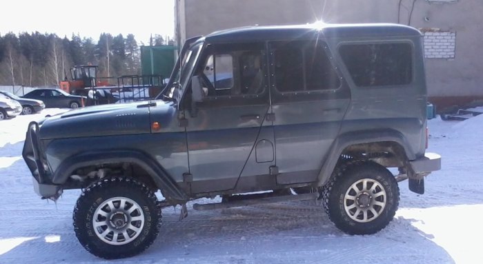 UAZ Hunter снова вышел на охоту