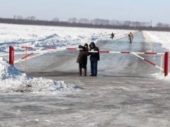 Изображение Ледовая переправа на Волге закрыта